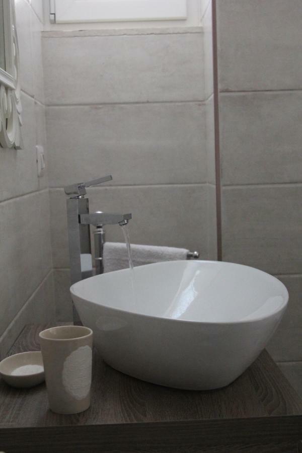 Dimora Della Castellana Apartment Lecce Exterior photo